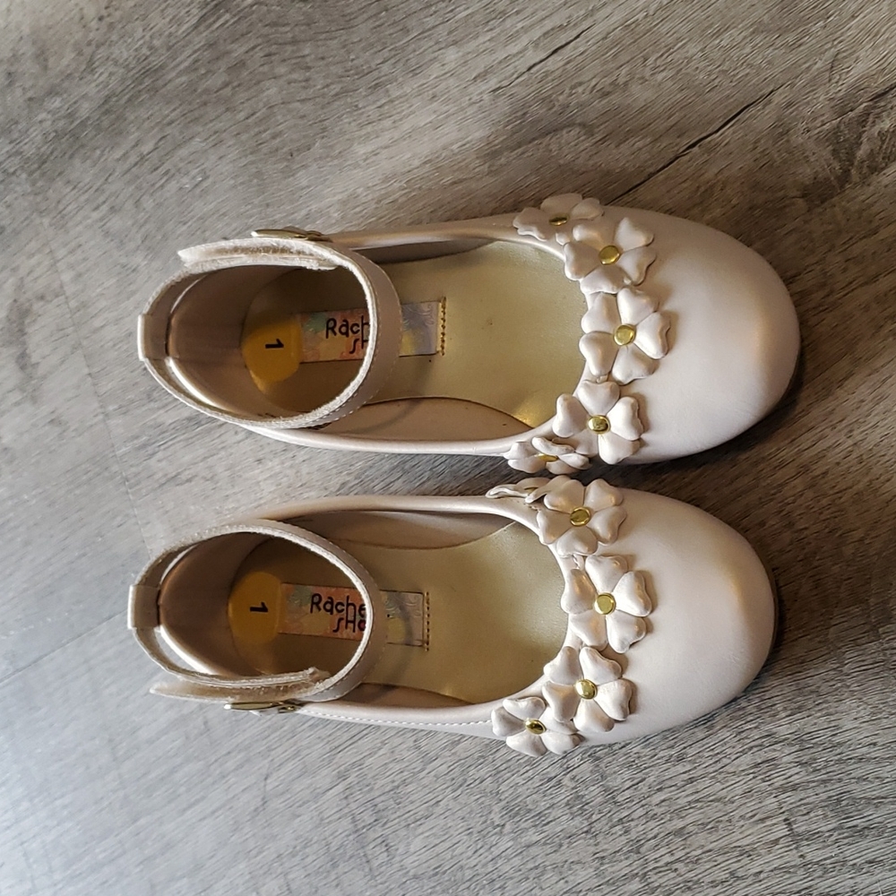 Girls party shoes. Ivory & Gold